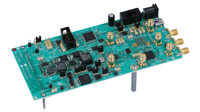 ADC12J4000EVM ADC12J4000 12 位 4.0MSPS 射频采样模数转换器评估模块 angled board image