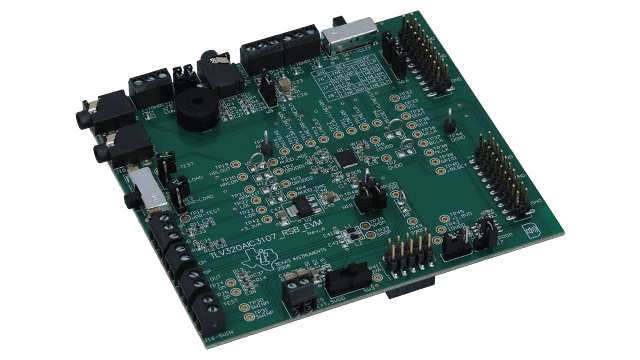 TLV320AIC3107EVM-K TLV320AIC3107 评估模块和 USB 母板 angled board image