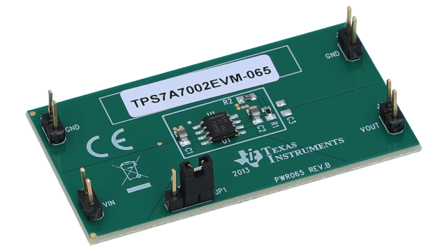 TPS7A7002EVM-065 TPS7A7002 低压降 (LDO) 线性稳压器评估模块 angled board image