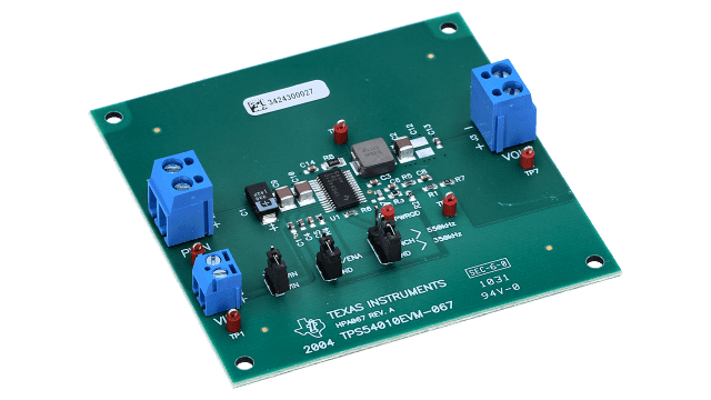 TPS54010EVM-067 具有可调节输出电压评估模块的 14A、2.2 至 4.0V 输入 DC/DC 转换器 angled board image