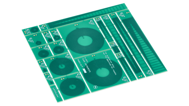 LDCCOILEVM 评估模块搭配 19 个 PCB 线圈实现对电感数字转换器的快速原型设计 angled board image
