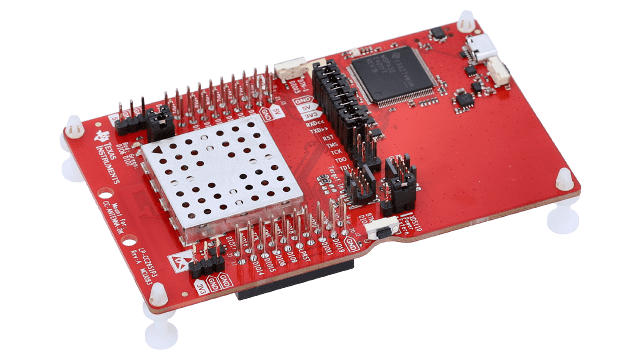 LP-CC2651P3 适用于 SimpleLink™ 多标准无线 MCU 的 CC2651P3 LaunchPad™ 开发套件 angled board image