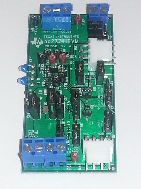 BQ27741EVM BQ27741EVM 具有集成保护装置的电池组端 Impedance TrackT 电量监测计评估模块 top board image