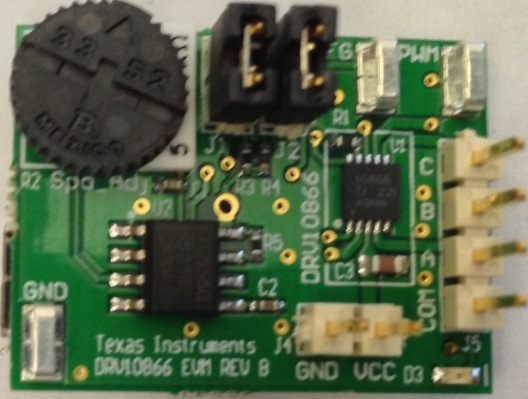 DRV10866EVM 适用于 5V 三相无传感器无刷直流电机驱动器的 DRV10866 评估模块 top board image