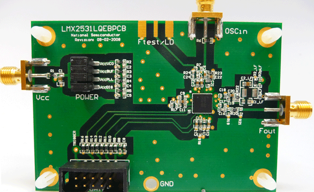 LMX25313010EVAL/NOPB 具有集成 VCO 的高性能频率合成器系统（1455MHz 至 1566MHz，2910MHz 至 3132MHz） top board image