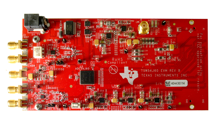 TSW54J60EVM 400MHz 输入带宽数字转换器：双通道 16 位 1GSPS ADC 以及固定或可变增益宽带放大器 top board image