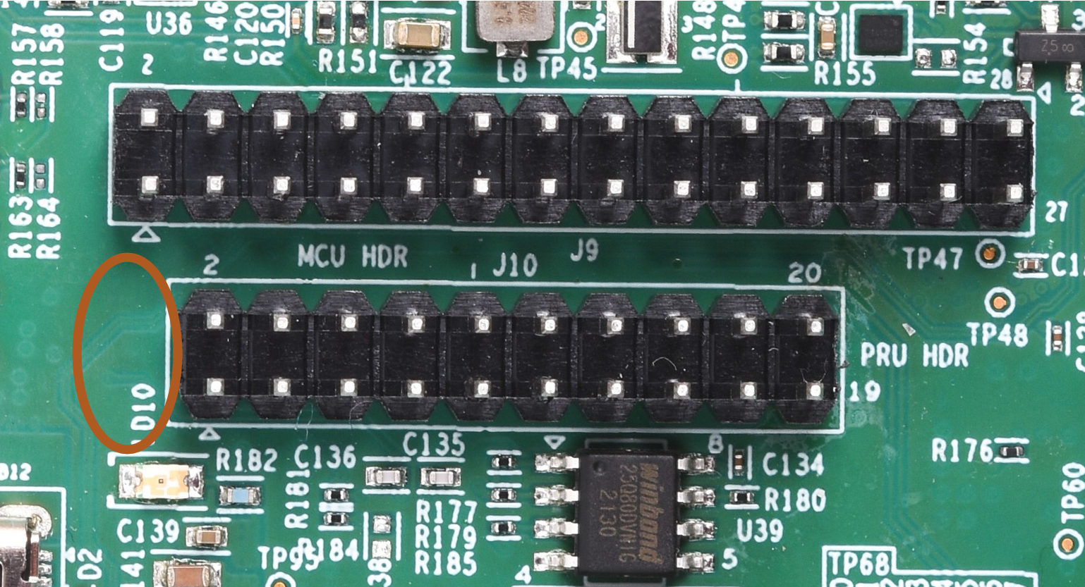 SK-AM62, SK-AM62B, SK-AM62B-P1 E1 板上的 PRU 连接器未对齐