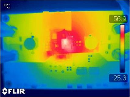 LM51770 热像图：VIN = 36.0V，IOUT = 4.0A，无强制空气冷却